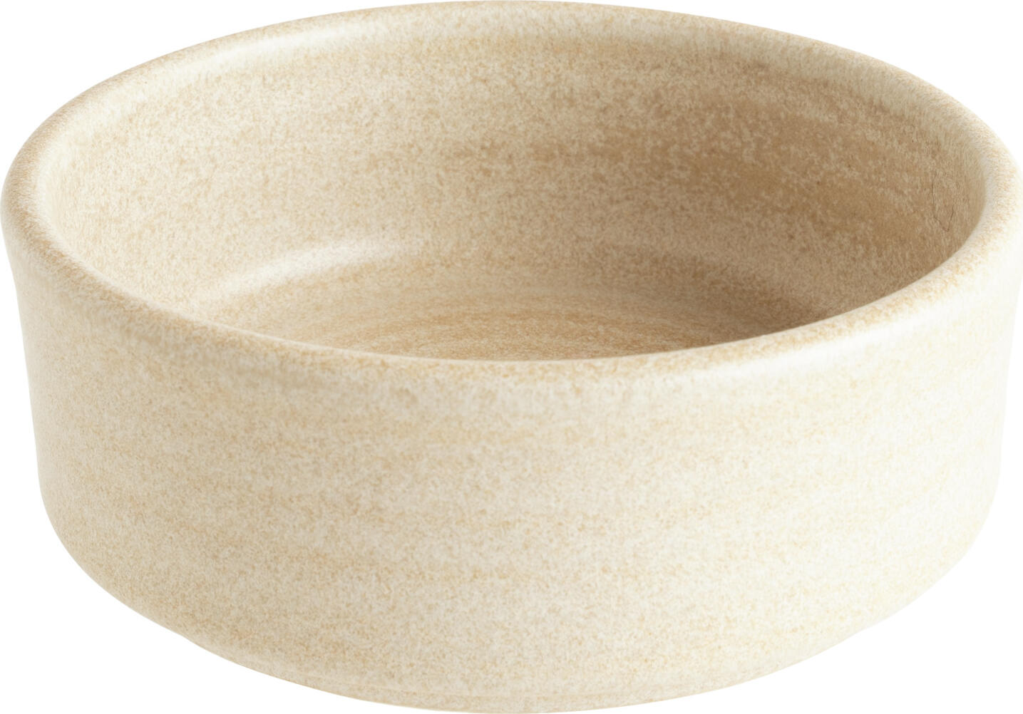 Bonna Table Roc Deutschland GmbH Schale Mirage Ripple stapelbar Schale Mirage Ripple stapelbar Schale Mirage Ripple stapelbar; 1020 ml, 18x6 cm (ØxH); beige; round; 6 piece / pack Schale Mirage Ripple stapelbar; 1020 ml, 18x6 cm (ØxH); beige; rund; 6 Stück / Pack Bonna Mirage Ripple Schale – Moderne Porzellanschale für stilvolle Präsentationen Die Mirage Ripple Schale von Bonna überzeugt mit elegantem Design und hochwertigem Porzellan und ist je nach Größe ideal für vielseitige Speisen, Dips, Beilagen , Salate und Vorspeisen . Die charakteristische Ripple-Struktur sorgt für eine moderne, natürliche Optik und verleiht jeder Präsentation eine besondere Wertigkeit. Dank der robusten Verarbeitung ist sie besonders langlebig, stapelbar und optimal für den Einsatz in Gastronomie  und Hotellerie. Die zeitlose Gestaltung lässt sich vielseitig kombinieren und passt zu modernen wie klassischen Tischkonzepten. Gleichzeitig ist die Schale spülmaschinenfest und widerstandsfähig, wodurch sie den täglichen Anforderungen problemlos standhält. Produktvorteile auf einen Blick: Hochwertiges Porzellan von Bonna Modernes Design mit Ripple-Struktur Ideal für Dips, Salate, Vorspeisen, Beilagen & Desserts Langlebig, robust und pflegeleicht Perfekt für Gastronomie  und Hotellerie Setze mit der Bonna Mirage Ripple Beilagenschale stilvolle Akzente und präsentiere Speisen auf höchstem Niveau.