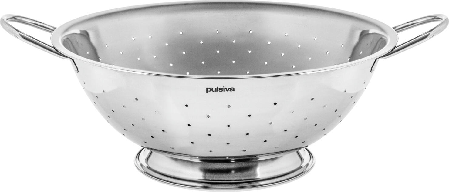 PULSIVA LUSINI Solutions GmbH Colander with stand II Seiher mit Standfuß II Colander with stand II; 40x15.5 cm (ØxH); silver; half-round Seiher mit Standfuß II; 40x15.5 cm (ØxH); silber; halbrund Stable, semicircular colander made of 18/10 chrome-nickel stainless steel. With side and bottom perforations and practical side handles. Dishwasher safe. Standfester, halbrunder Seiher aus 18/10 Chrom-Nickel-Edelstahl, rostfrei. Mit Seiten- und Bodenlochung und praktischen Seitengriffen. Spülmaschinenfest.