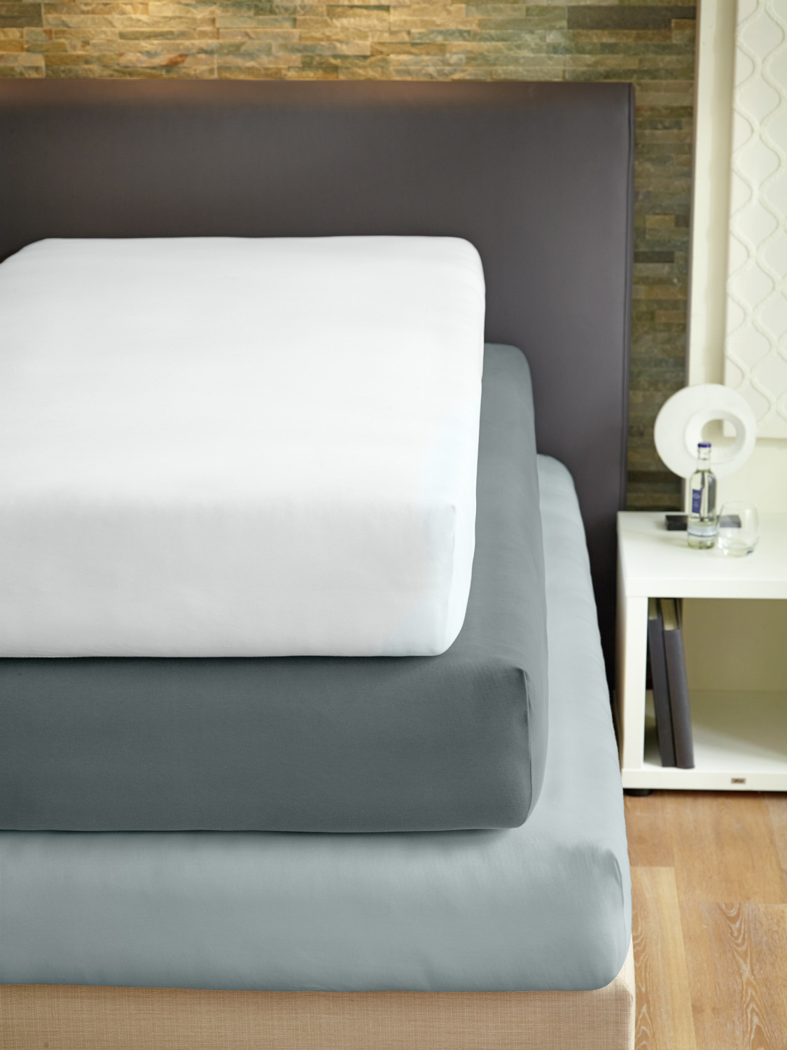 ERWIN M. Louisianna Cearafa cu Elastice, 100% Bumbac Interlock Double Jersey, 90-100 x 190-200 cm, Inaltime Saltea pana la 40 cm, OEKO-TEX Standard 100, Alb