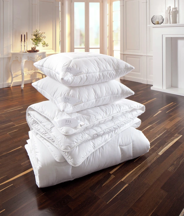 LUSINI Yukon Fibre Pillow, 65x65 cm, Super-Siliconised Hollow Polyester Filling, White Cotton Satin Cover, Adjustable Filling, Breathable