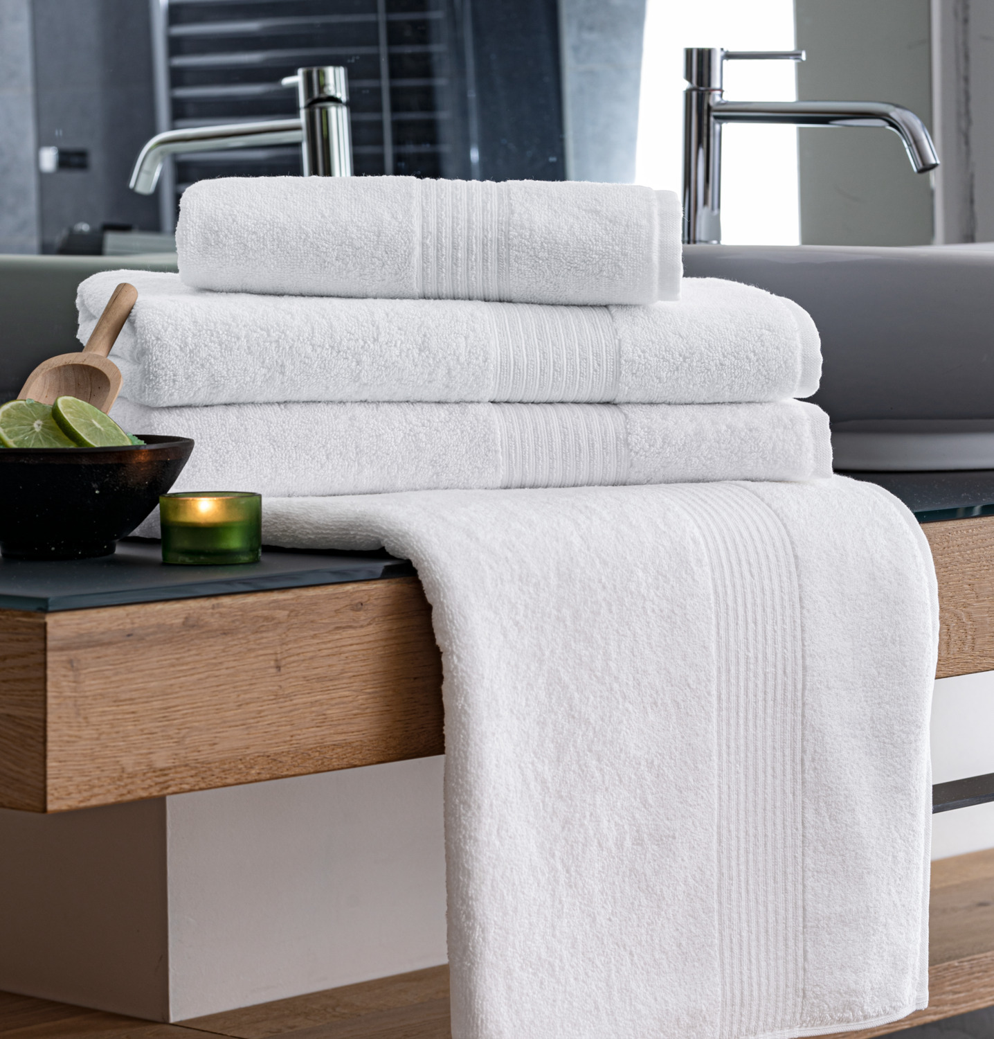 ERWIN M. Towel Easy Professional Twisted Terry Towel, 50x100 cm, 600 g/m², White, OEKO-TEX Standard 100, Absorbent and Durable for Hotels