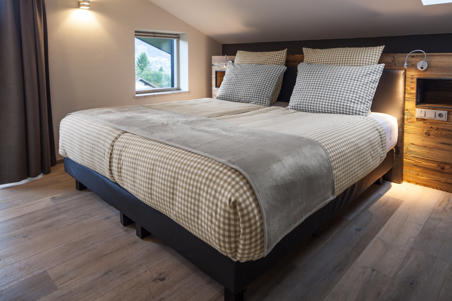 ERWIN M. Tux Seersucker Duvet Cover, 100% Mercerised Cotton, 140 x 200 cm, Grey Checked Pattern, Hotel Fastener, OEKO-TEX Standard 100