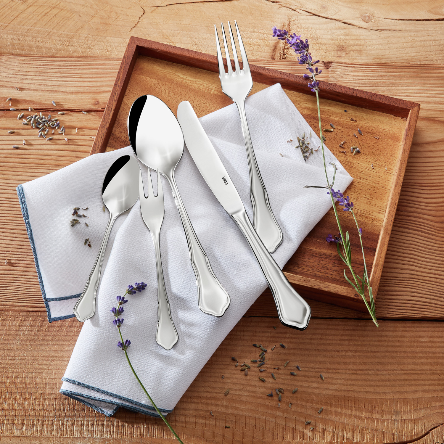 VEGA Chippendale Coffee Spoon, 18/10 Chrome-Nickel Stainless Steel, Mirror Polished, Silver, 14.3 cm