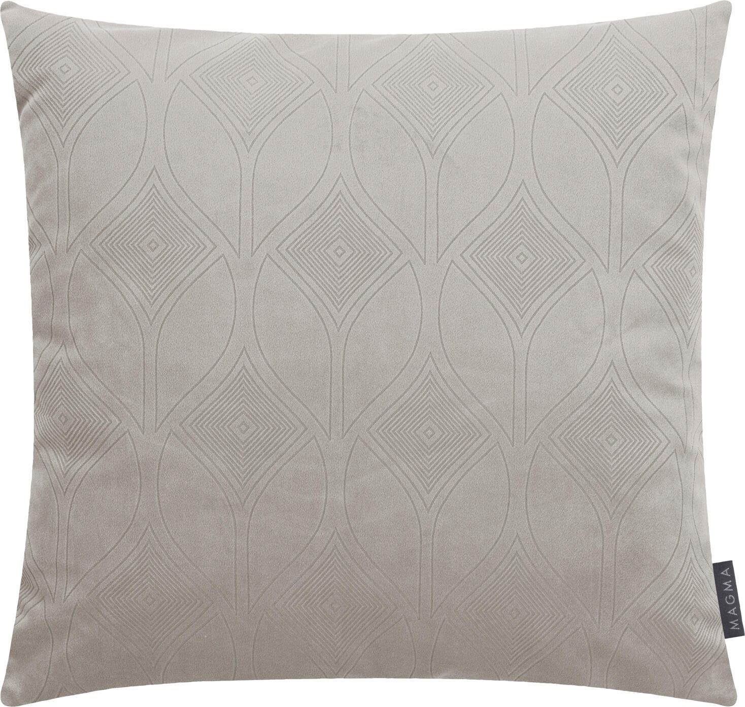 MAGMA Decorative pillow cover Adora Dekokissenbezug Adora Decorative pillow cover Adora; 50x50 cm (WxL); grey; square Dekokissenbezug Adora; 50x50 cm (BxL); grau; quadratisch 100% polyester. Weight approx. 315 g/m². Velvet pillow cover with embossed ornament pattern. Practical zipper for easy removal and covering. Delivery without filling. 100 % Polyester. Gewicht ca. 315 g/m². Samtkissenbezug mit geprägtem Ornament-Muster. Praktischer Reißverschluss für einfaches Ab- und Beziehen. Lieferung ohne Füllung.