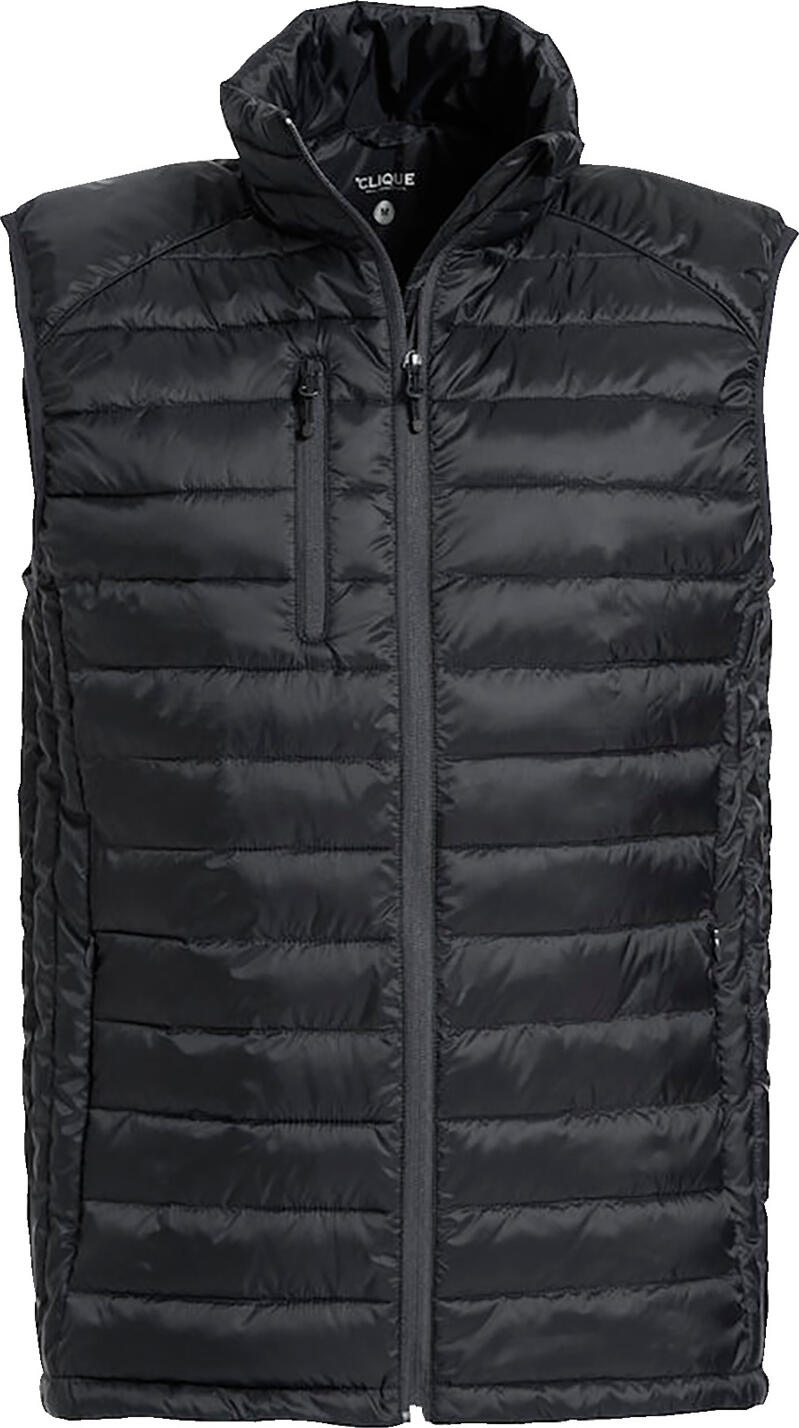CLIQUE Men's quilted vest Grid Herren-Steppweste Grid Men's quilted vest Grid; Size XL; black Herren-Steppweste Grid; Kleidergröße XL; schwarz 100 % polyester. 40 °C wash. Men's quilted waistcoat with light, down-like padding. With a stand-up collar, three outside pockets with zippers and two inside pockets. Elastic cuffs at the sleeve openings and waistband adjustable with drawstring and stopper. Slightly tailored shape with a zipper in the middle at the front. Easy care and non-iron. Back length: 75 cm for size M. 100 % Polyester. 40°-Wäsche. Herren-Steppweste mit einer leichten, daunenähnlichen Wattierung. Mit Stehkragen, drei Außentaschen mit Reißverschluss und zwei innenliegenden Einschubtaschen. Elastische Bündchen an den Ärmelöffnungen, sowie Bundweite durch Kordelzug und Stopper einstellbar. Leicht taillierte Form mit Reisverschluss vorne mittig. Pflegeleicht und bügelfrei. Rückenlänge: 75 cm in Gr M