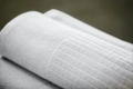 Prosop de Sauna ERWIN M. LUSINI Alassio, Alb, 100% Bumbac Terry Răsucit, 70 x 200 cm, Standard OEKO-TEX 100, Prosop Wellness si Spa cu Bucla de Agatare