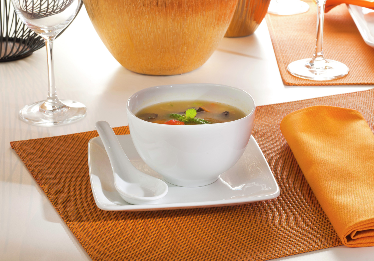 VEGA Damaskus Square Serving Platter, White Porcelain Plate, 17x17x2.6 cm, Mirror Surface, Dishwasher and Microwave Safe