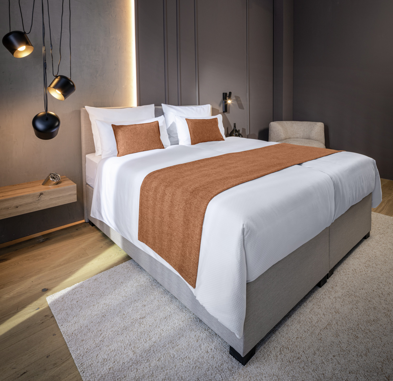 ERWIN M. Padaro Pillowcase, 100% Cotton Damask, 300 TPI, 5mm Check Pattern, 50x70 cm, White, Hotel Side Fastening, OEKO-TEX Standard 100