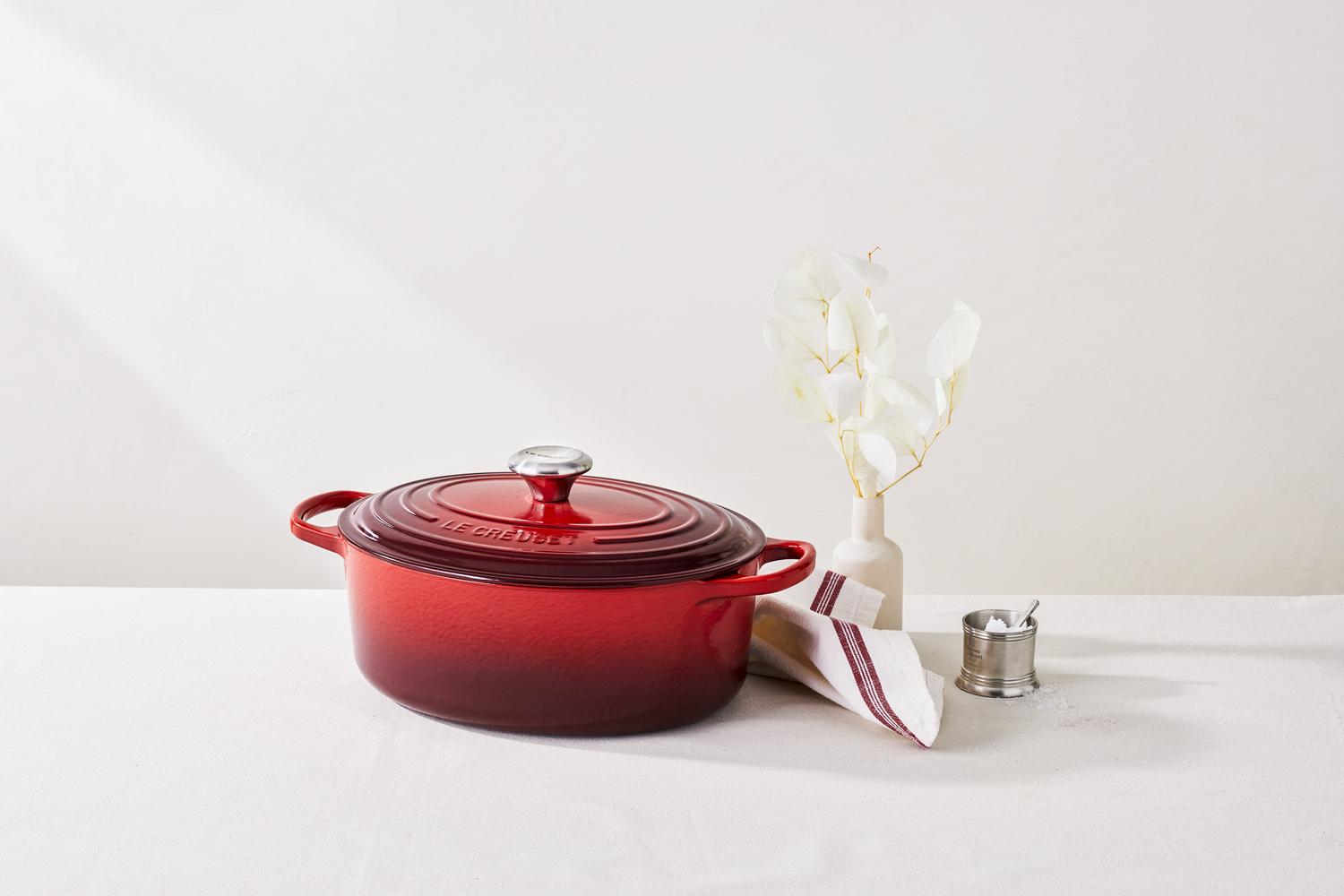 Le Creuset Signature Roaster, овальная жаровня из эмалированного чугуна с крышкой, 4.7 л, подходит для индукционных плит, для духовки и посудомоечной машины, Made in France