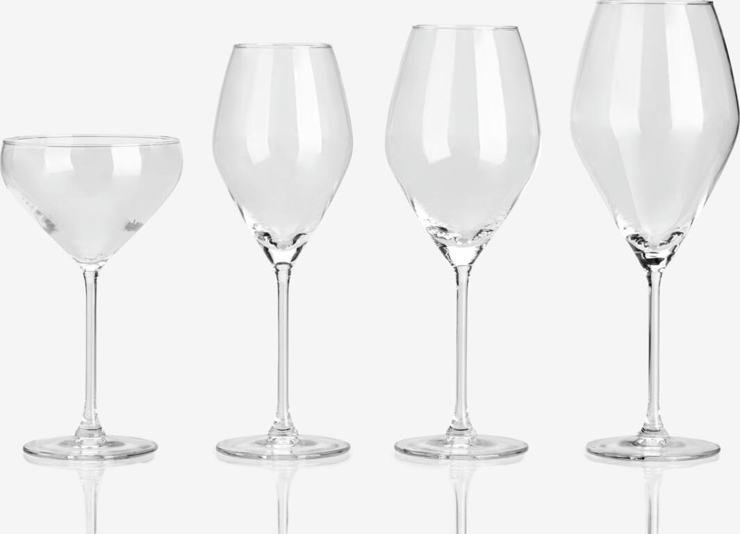 VEGA Amilia Rose Wine Glass, 470 ml Crystal Glass, 23.5 cm Height, Dishwasher Safe, Generous Goblet for Aroma Unfolding