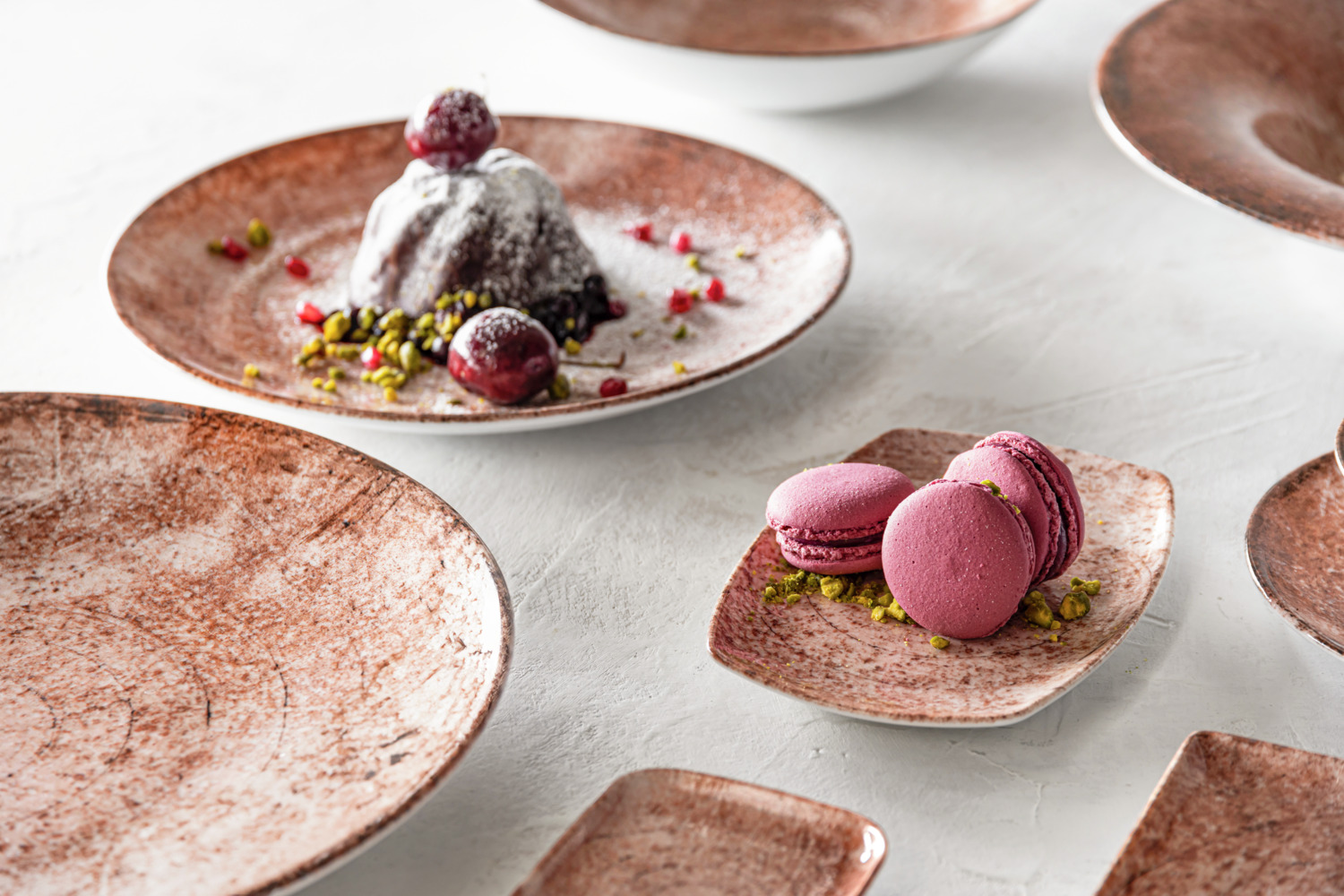 VEGA Gironia Porcelain Flat Plate, Round Digital Print Design, 20.5 cm, Rose, Dishwasher and Microwave Safe