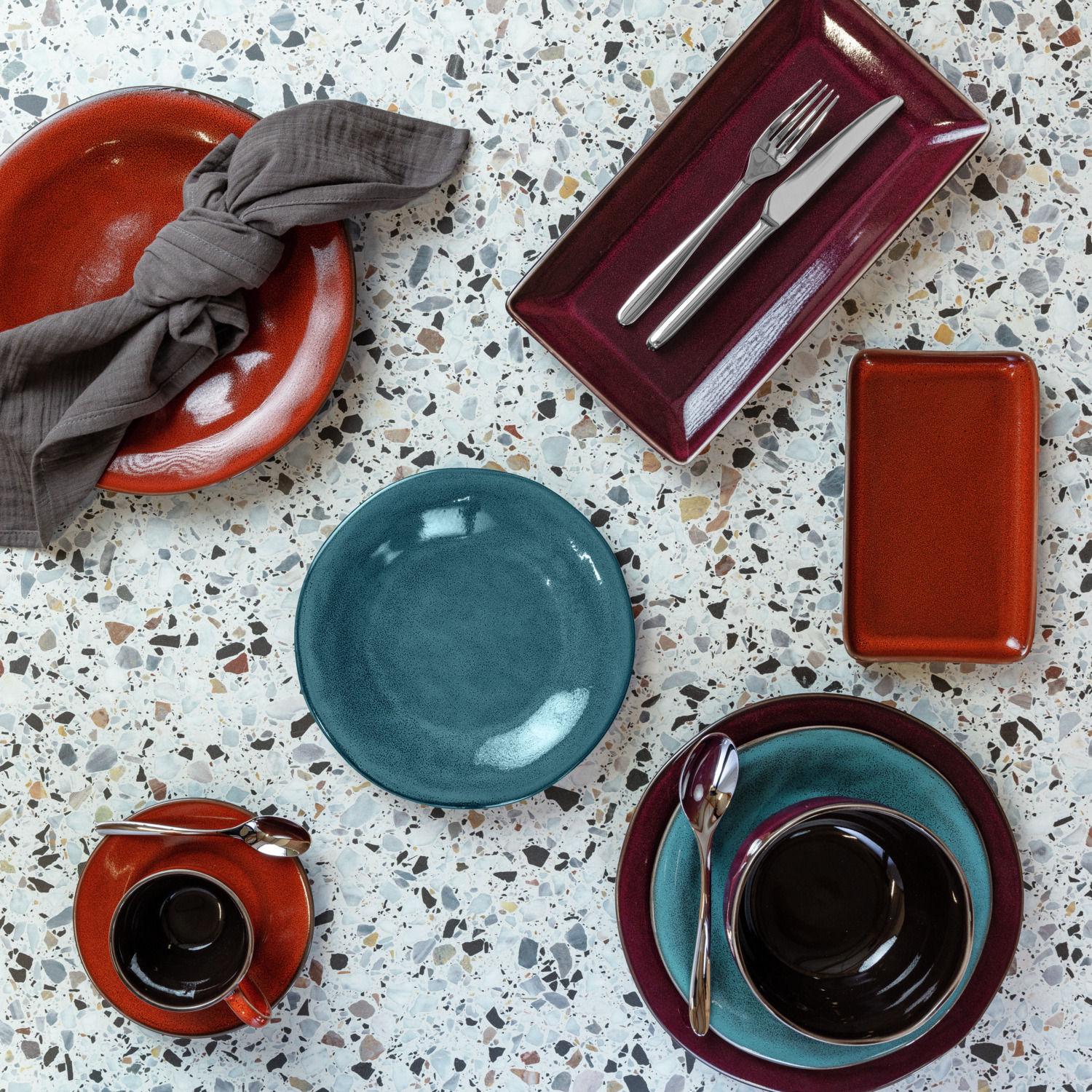 LUSINI Oriento Stoneware Coffee Cup and Mug Set, Terracotta Color, Unique Speckled Design with Irregular Edges, Microwave and Dishwasher Safe, 240ml and 300ml