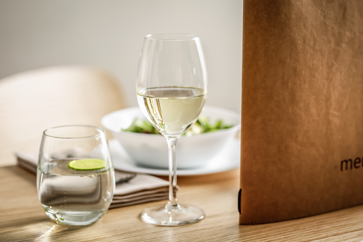 VEGA Impulse Universal Water Glass, 330 ml, Transparent Glass, Professional Robust Stable Shape, Dishwasher-safe, 9.9 cm Height