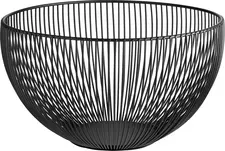 VEGA LUSINI Solutions GmbH Fruit/bread basket Fraser Obst-/Brotkorb Fraser Fruit/bread basket Fraser; 25x14 cm (ØxH); black Obst-/Brotkorb Fraser; 25x14 cm (ØxH); schwarz Bread basket with straight fine struts made of powder-coated steel. With glides. Food safe and easy to clean. Not suitable for dishwasher. Brotkorb mit geraden, feinen Streben aus pulverbeschichtetem Stahl. Mit Gleitern. Lebensmittelecht und Pflegeleicht. Nicht spülmaschinengeeignet.