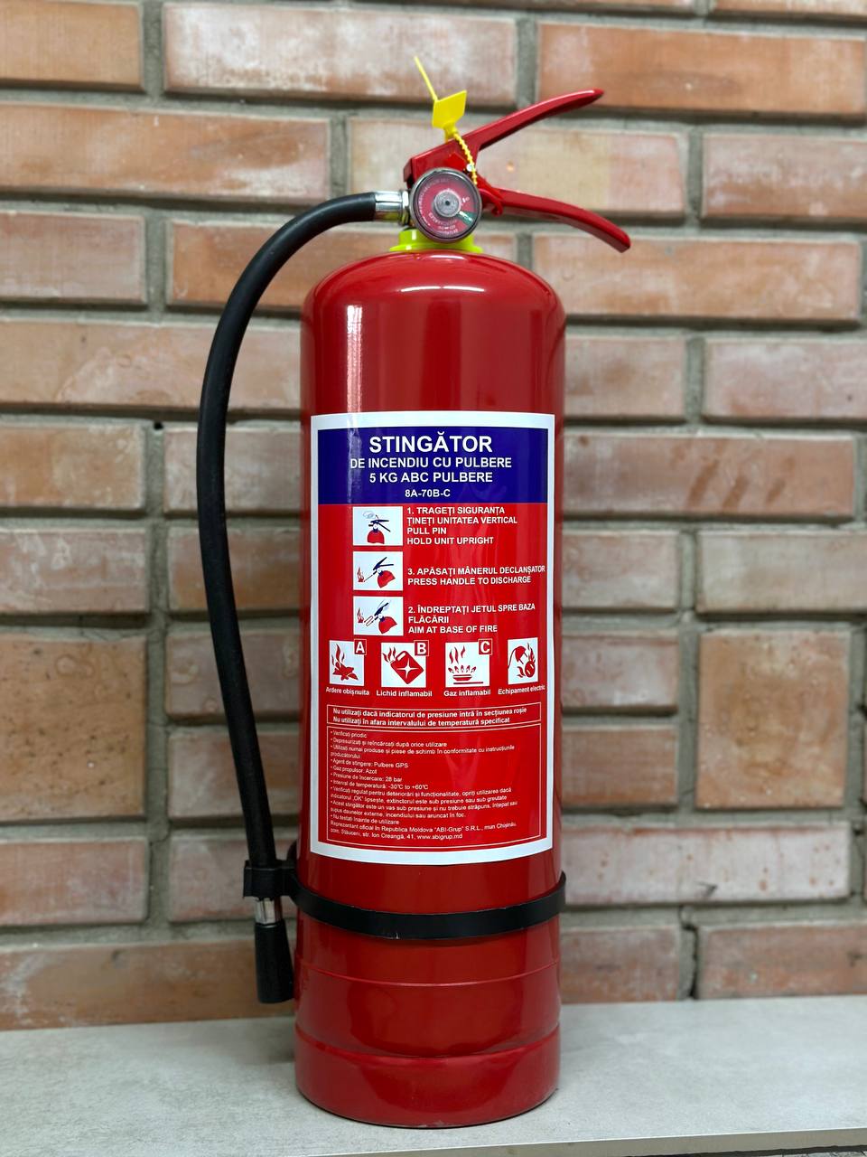 AbiGrup Stingător de incendiu cu pulbere 5 kg (cu fixare) Порошковый огнетушитель 5 кг (с креплением)