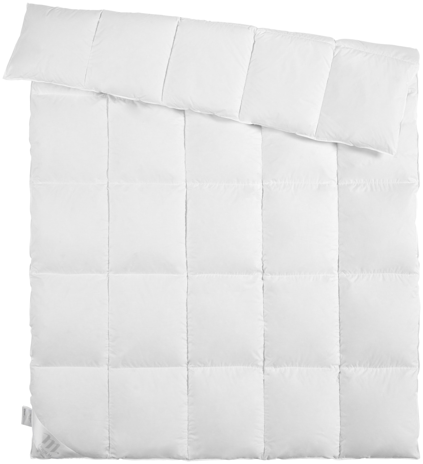 ERWIN M. LUSINI Solutions GmbH Duvet Star Sommer-Bettdecke Star Duvet Star; 240x220 cm (WxL); white Sommer-Bettdecke Star; 240x220 cm (BxL); weiß Filling: 100% white new goose down, class 1. Cover: 100% cotton, macobatiste with satin piping. Luxury class duvet. No cold bridges - due to form-fitting comforter with 2 cm bar. Pleasantly light filling with highest heat/cold balance. Downpass seal. Nomite mite and down proof ticking. Cigarette glow test passed according to EN ISO 12952-1. Füllung: 100 % weiße neue Gänsedaunen, Klasse 1. Bezug: 100 % Baumwolle, Makobatist mit Satin-Biese. Bettdecke der Luxusklasse. Keine Kältebrücken – durch formumgebende Decke mit 2 cm Steg. Angenehm leichte Füllung bei höchstem Wärme-/Kälteausgleich. Downpass. Nomite Milben- und daunendichtes Inlett. Zigarettenglühtest nach EN ISO 12952-1 bestanden.