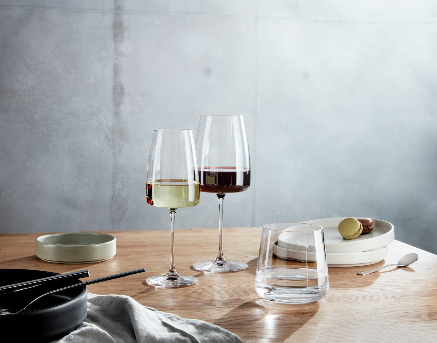 Pahar pentru vin rosu VEGA Lotta, cristal de inalta calitate, 670ml, inaltime 24cm, pahar tip goblet pentru vinuri rosii tari, rezistent la spalare in masina