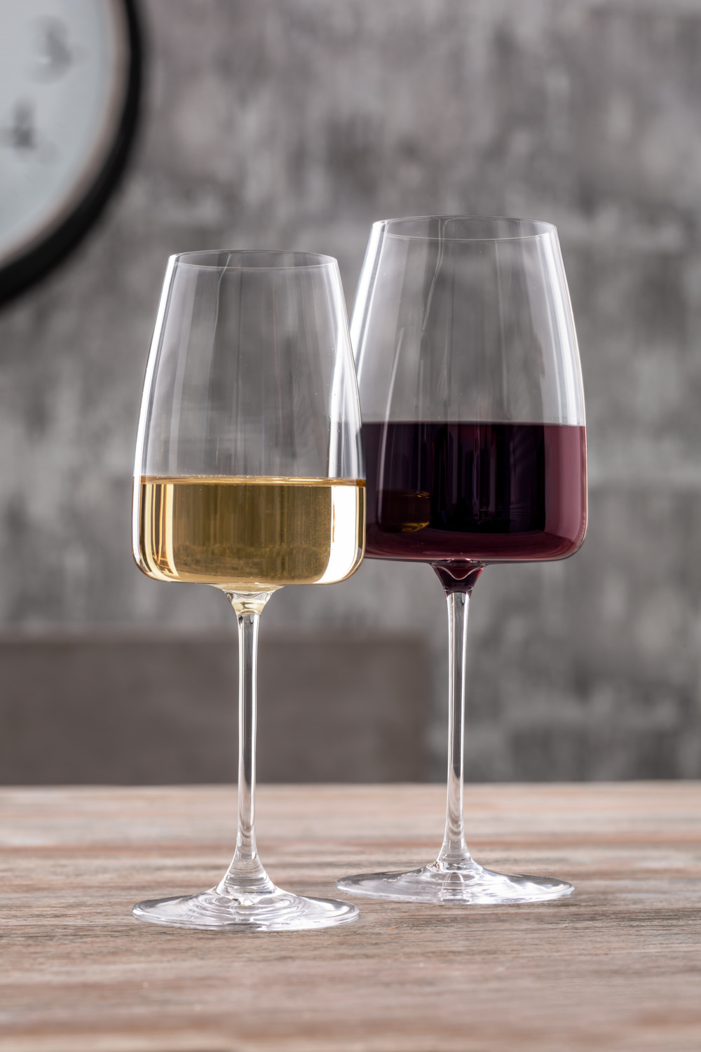 Pahar pentru vin rosu VEGA Lotta, cristal de inalta calitate, 670ml, inaltime 24cm, pahar tip goblet pentru vinuri rosii tari, rezistent la spalare in masina