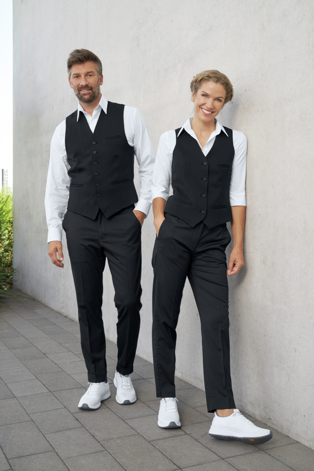 Pantaloni Barbati JOBELINE Tommy Casual Eleganti, Stil Jogger cu Talie Elasticata, Croiala Slim Tapered, Material Rezistent la Cute, Negru