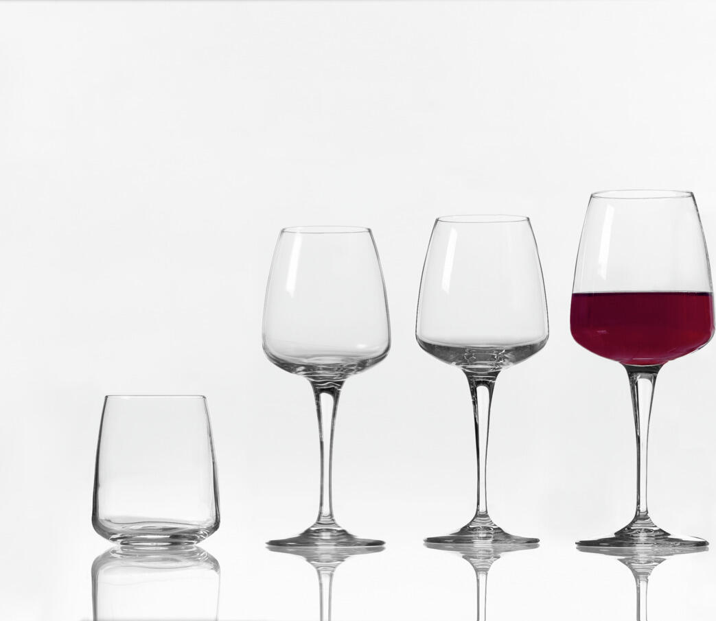 Pahar de vin alb Bormioli Rocco Aurum, 350ml, Cristal Star Glass fara plumb, Inaltime 20.5cm, Bol angular modern, Rezistent la spalare masina
