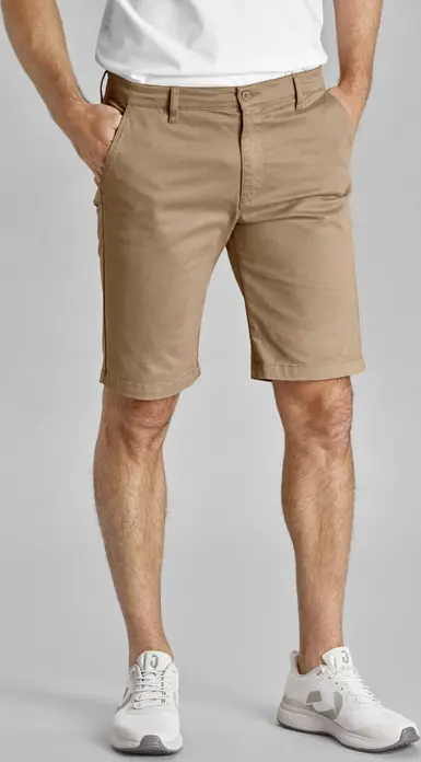 JOBELINE Men's Chino Shorts, Classic Straight Cut, 97% Cotton 3% Spandex, Beige, Buttoned Welt Back Pockets, Integrated Pen Pocket, 29cm Inside Leg