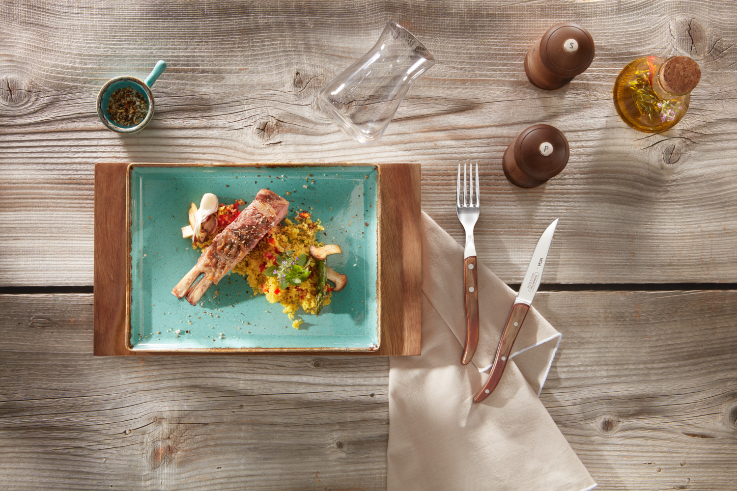 VEGA Aria Serving Board, Oiled Acacia Wood, Rectangular, 43 x 27 x 2.8 cm, Acacia-brown, Food-safe, Compatible with Sidina, Jenna, San Marino, Masca, Remi
