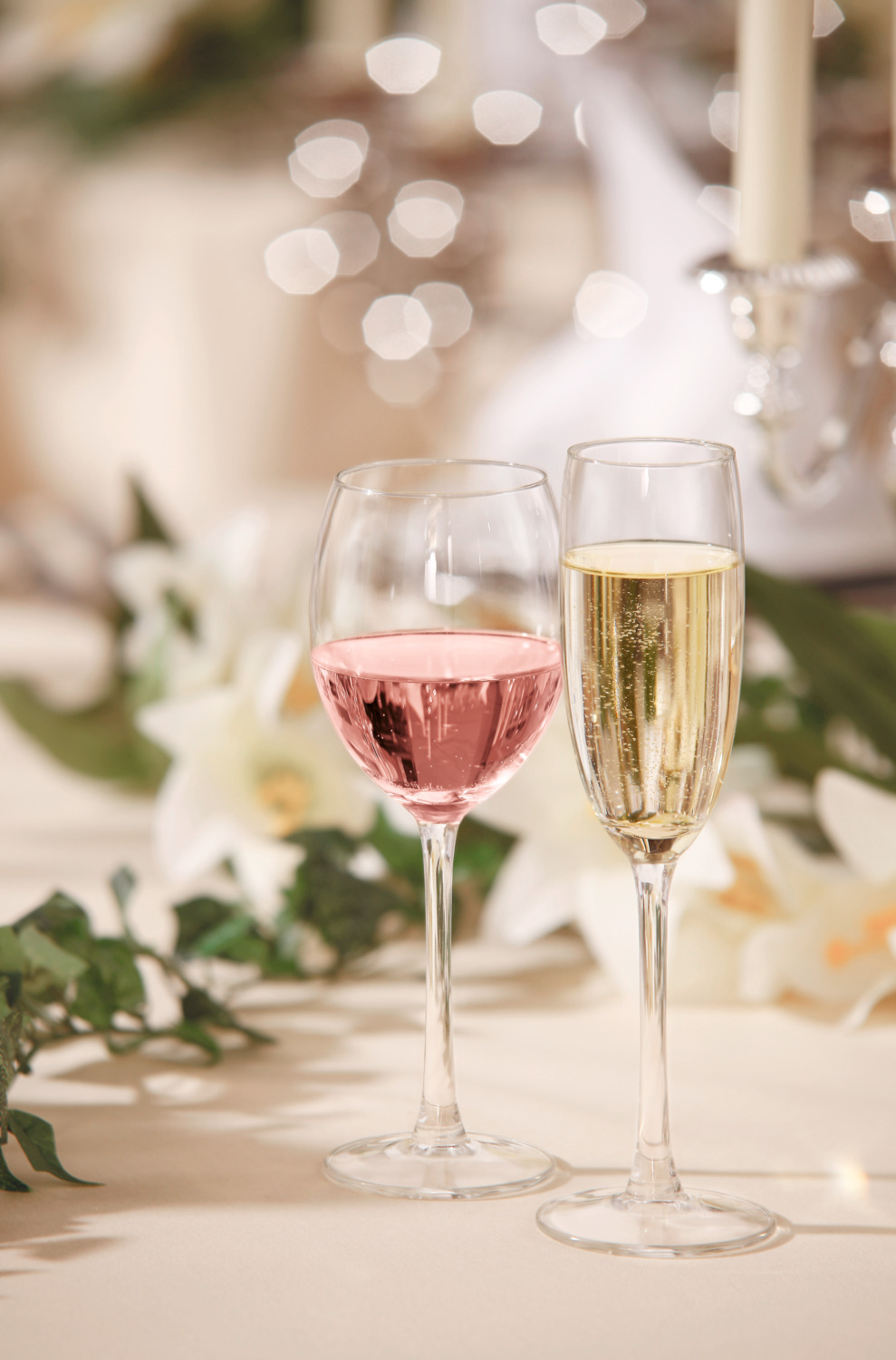 Royal Leerdam Plaza Rose Wine Glass, 430 ml, 22 cm Height, Heavy Quality Thick-Walled Transparent Glass, Dishwasher Safe