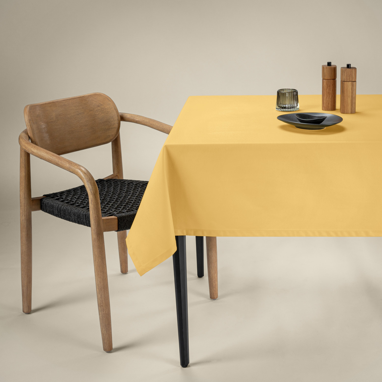 Erwin M. Lusini Lasolana Outdoor Tablecloth, Rectangular 130x170 cm, Polyester Cotton Blend, Water and Stain Repellent, UV Resistant, Yellow