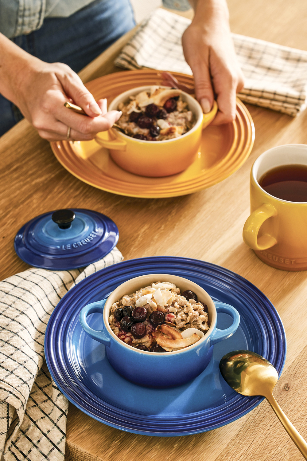 Le Creuset Mini Cocotte Poterie Vas Mini Casserole din Gresie Smaltuita cu Capac, 10 cm, 0.25L, Rezistent la Cuptor si Microunde
