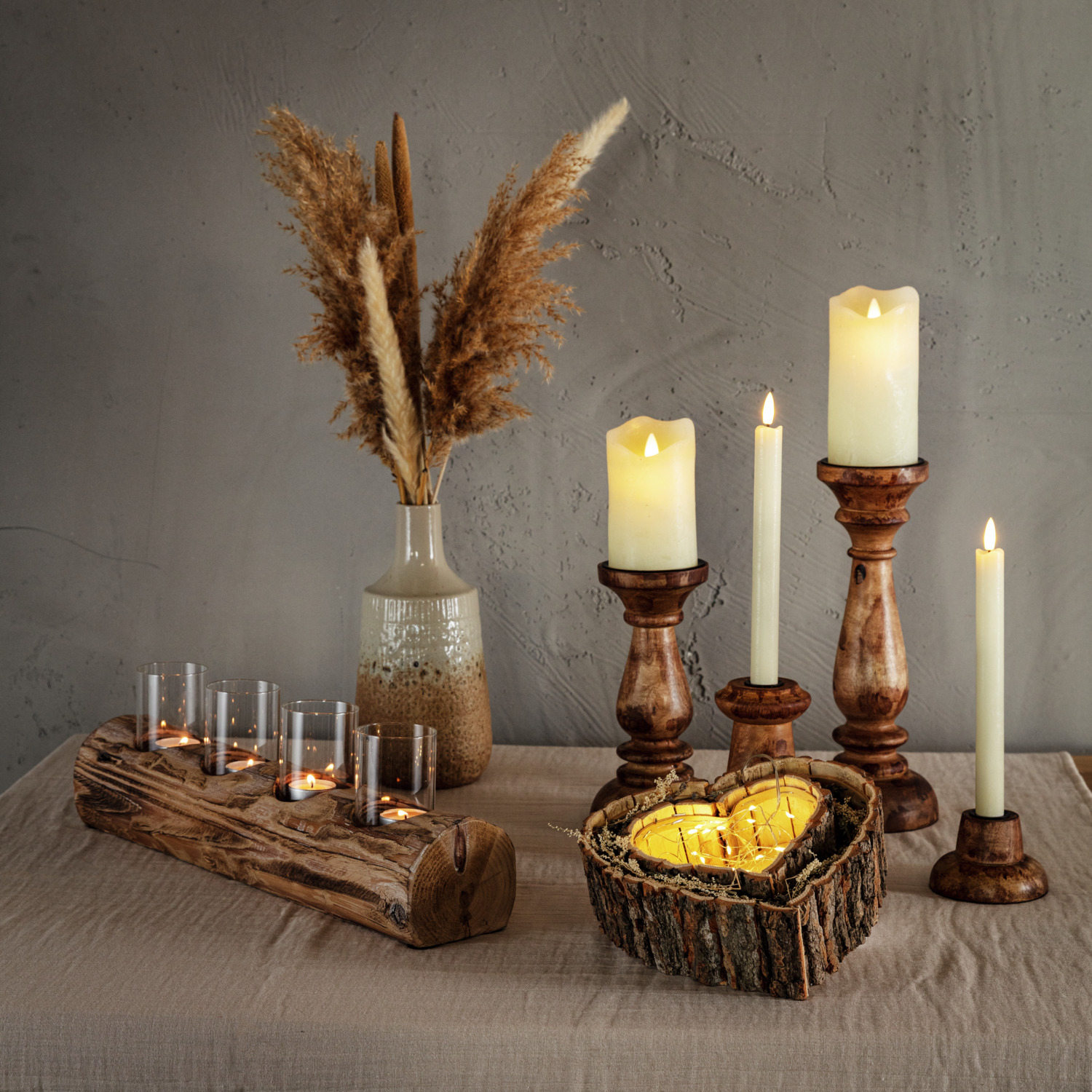 Vega Palmina Decorative Heart Planter, Natural Wood with Bark, 22x22x7 cm, Brown, with Moisture-Proof Plastic Inner Foil