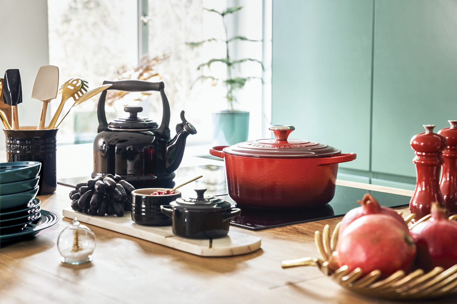 Le Creuset Mini Cocotte Poterie Vas Round din Ceramica Smaltuita cu Capac, 10 cm, 0.25L, Rezistent la Cuptor si Cuptor cu Microunde