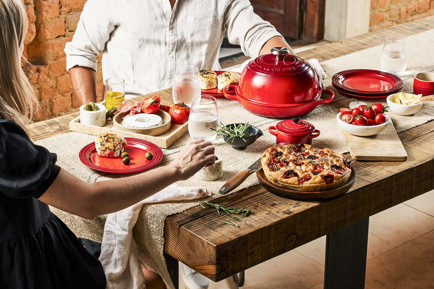 Le Creuset Mini Cocotte 10 cm Glazed Stoneware Mini Casserole Dish with Lid, 0.25L Capacity, Oven and Microwave Safe, Dark Red