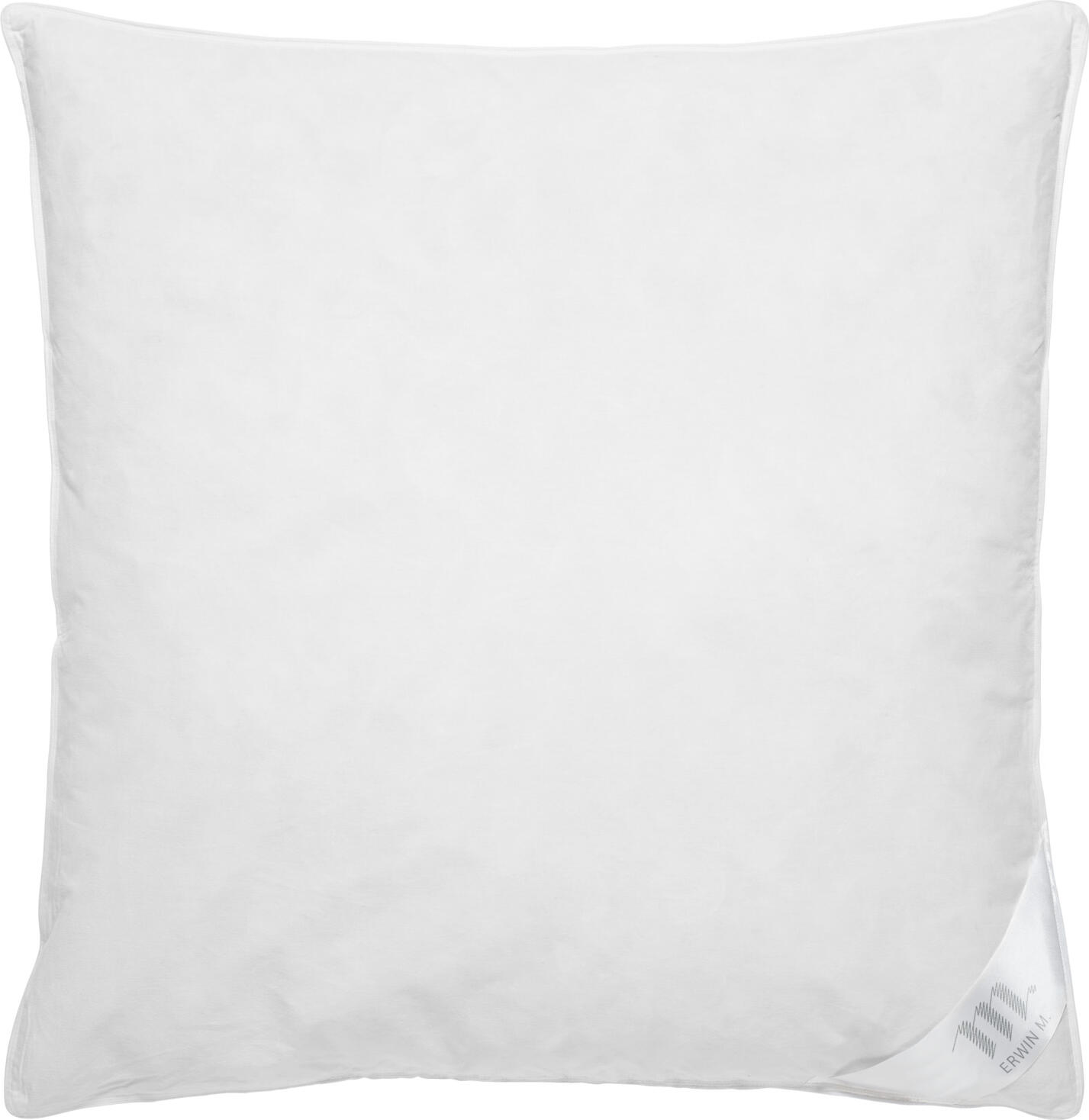 ERWIN M. LUSINI Solutions GmbH Pillow Kairo Kissen Kairo Pillow Kairo; 80x80 cm (WxL); white Kissen Kairo; 80x80 cm (BxL); weiß Pillows: 90 % new white feathers, 10 % new white down, class 1. 100% cotton cover. Duvet for basic hotel furnishings. Quilt, no slipping of the filling. Low-priced bedding. Downpass seal. Passed cigarette annealing test according to EN ISO 12952-1. Kissen: 90 % weiße neue Federn, 10 % weiße neue Daunen, Klasse 1. Bezug: 100 % Baumwolle. Einziehdecke für die Grundausstattung von Hotels. Steppdecke, kein Verrutschen der Füllung. Preisgünstigen Bettwaren. Downpass-Siegel. Zigarettenglühtest nach EN ISO 12952-1 bestanden.