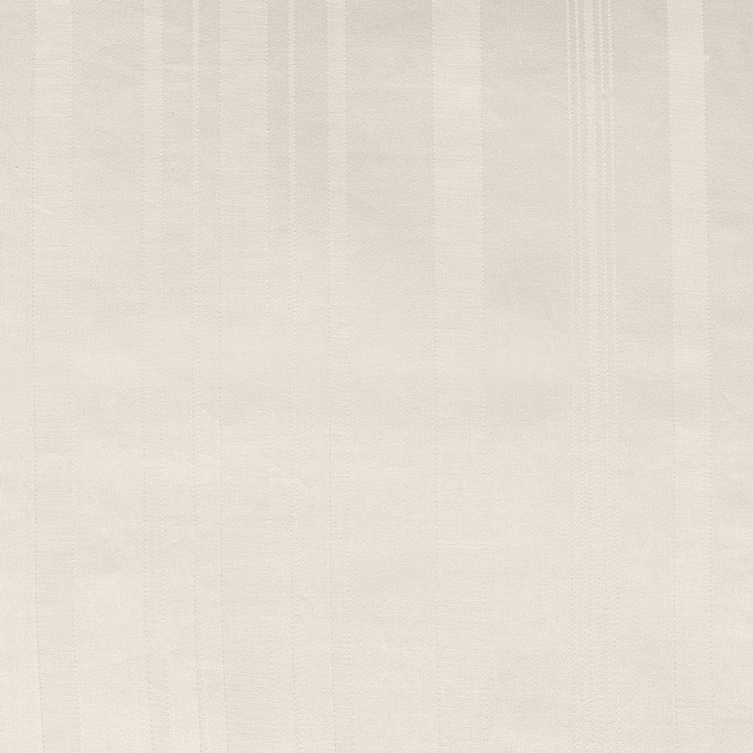 ERWIN M. LUSINI Solutions GmbH Yardware St. Petersburg Meterware St. Petersburg Yardware St. Petersburg; 300 cm (W); vanilla Meterware St. Petersburg; 300 cm (B); vanille 80% cotton, 20% polyester. Weight approx. 130 g/m². Yardware for bed linen St. Petersburg with Sanitized® hygiene function, for lasting protection against microbes and bacteria. Ideally suited for allergy sufferers. Weave: Blended fabric 80 % Baumwolle, 20 % Polyester. Gewicht ca. 130 g/m². Meterware für die Bettwäsche St. Petersburg mit Sanitized® Hygienefunktion, für dauerhaften Schutz gegen Mikroben und Bakterien. Ideal geeignet für Allergiker. Maximale Rollenlänge beträgt 30 Meter und kann auf Ihr Wunschmaß zugeschnitten werden. Webart: Satin