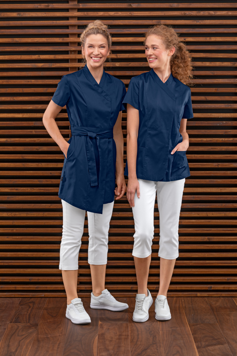 Jobeline Maila Women's Short-Sleeved Tunic, Polyester Cotton Blend, Concealed Snap Button Placket, Two Front Pockets, Waisted Fit, OEKO-TEX Certified