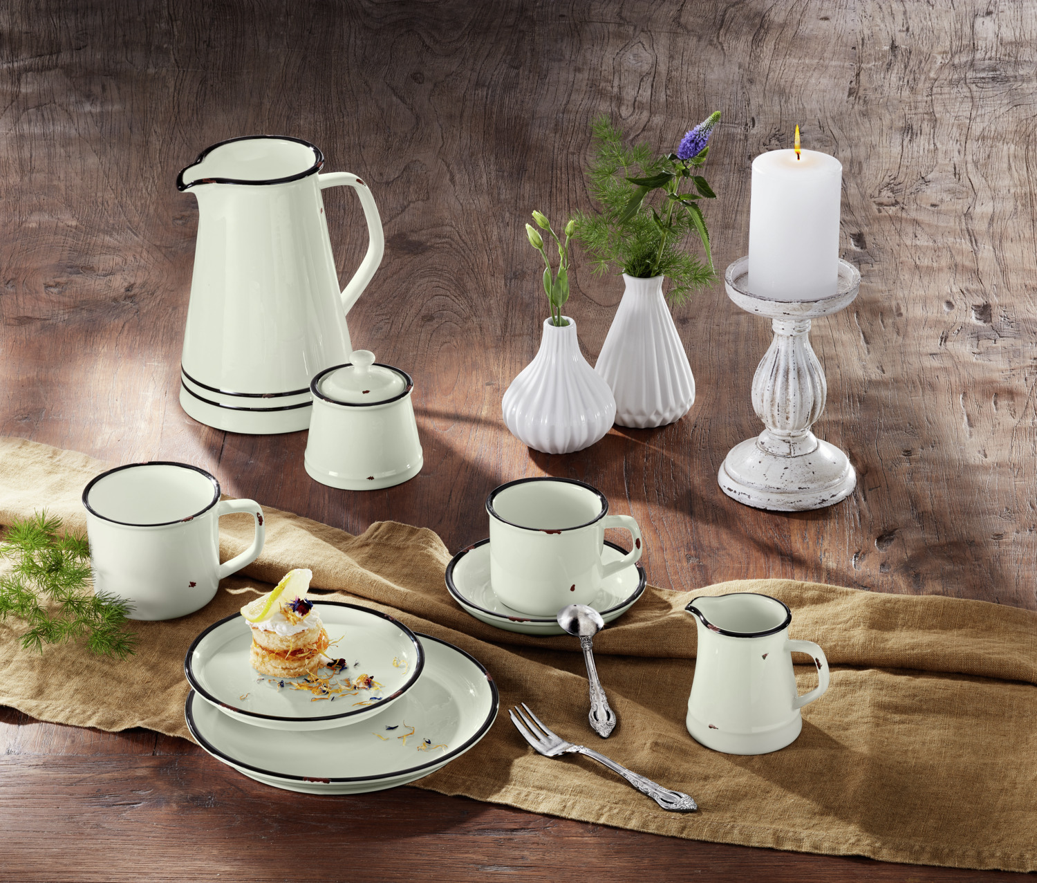VEGA Liron Porcelain Coffee Cup Set, Round Shape, Retro Cream White with Black Rim, Dishwasher and Microwave Safe