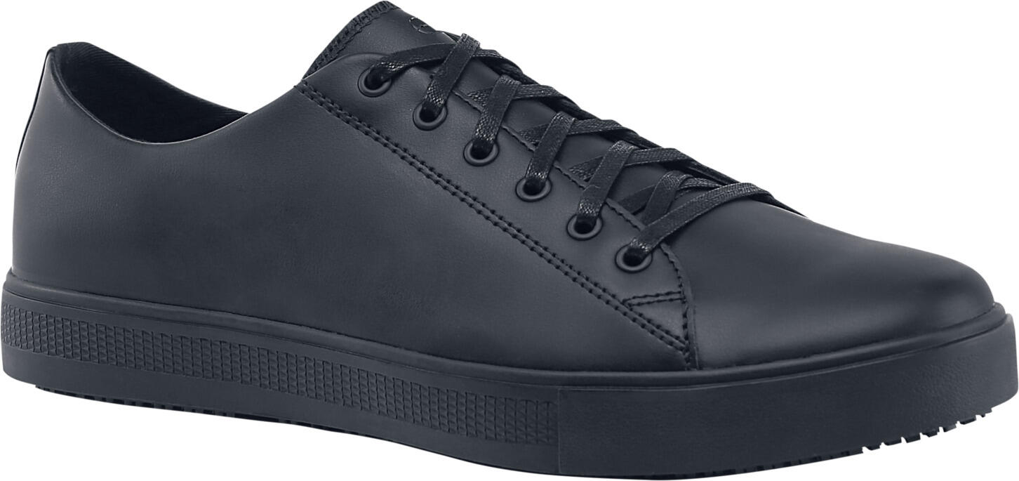 Shoes For Crews Shoes For Crews Europe Ltd Work shoe Old School Low-Rider IV Berufsschuh Old School Low-Rider IV Work shoe Old School Low-Rider IV; Size EU 45; black Berufsschuh Old School Low-Rider IV; Schuhgröße 45; schwarz Upper material: Leather. Classic black leather lace-up work shoe. With removable, padded insole with extra cushioning. Easy to clean. Obermaterial: Leder Klassischer schwarzer Berufsschuh zum Schnüren aus Leder. Mit herausnehmbarer, gepolsterter Einlegesohle mit extra Dämpfung. Leicht zu reinigen.