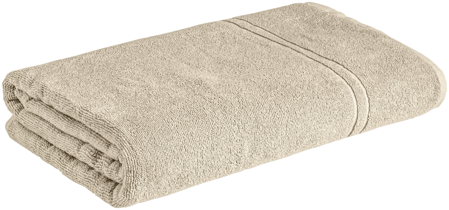 ERWIN M. LUSINI Solutions GmbH Sauna towel Dina Saunatuch Dina Sauna towel Dina; 70x200 cm (WxL); beige Saunatuch Dina; 70x200 cm (BxL); beige 100% cotton. Weight approx. 500 g/m². Particularly absorbent sauna towel made of durable twisted terry cloth. With subtle striped border. Personalization possible. 100 % Baumwolle. Gewicht ca. 500 g/m². Besonders saugfähiges Saunatuch aus strapazierfähigem Zwirnfrottier. Mit dezenter Streifenbordüre. Personalisierung möglich.
