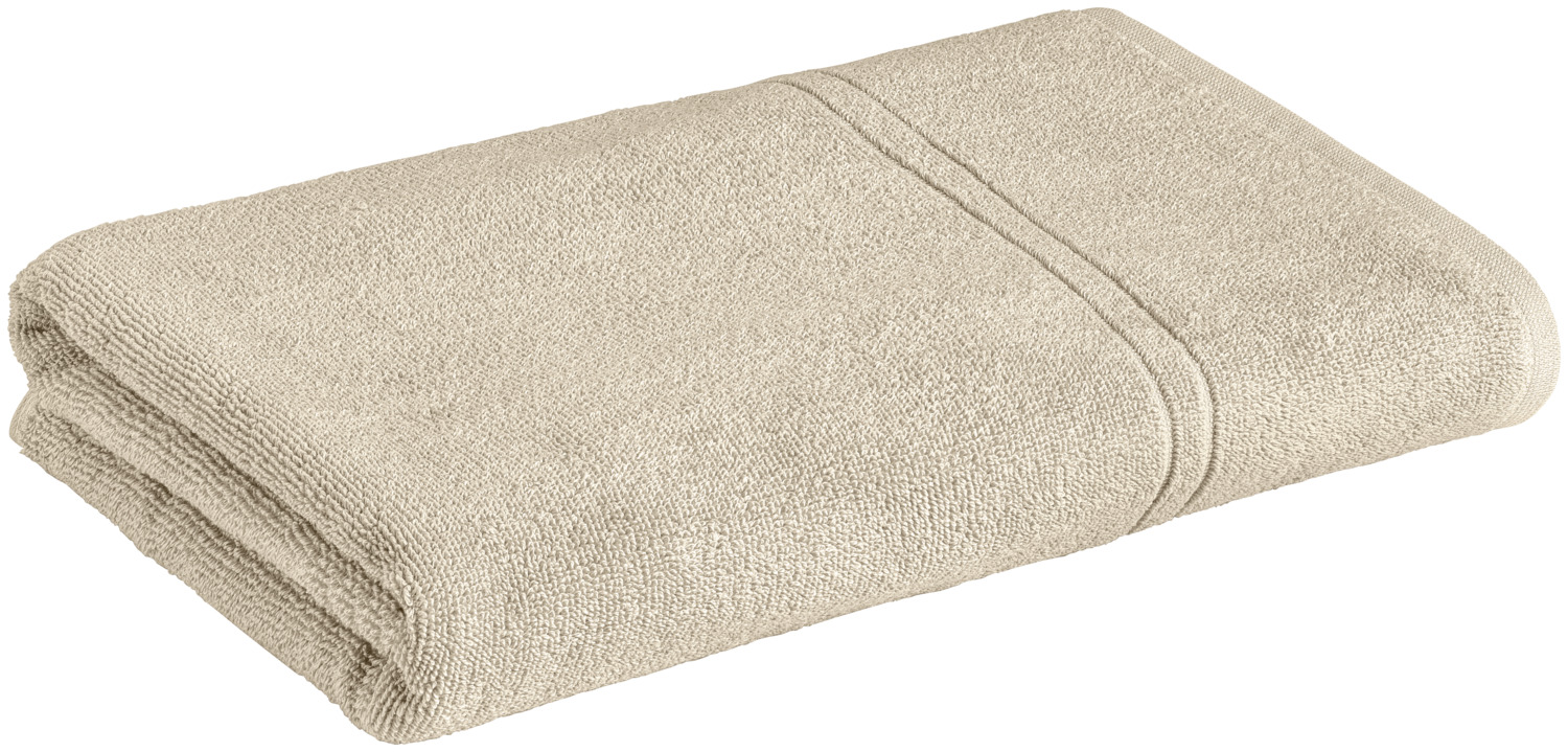 ERWIN M. LUSINI Solutions GmbH Shower towel Dina Duschtuch Dina Shower towel Dina; 70x140 cm (WxL); beige Duschtuch Dina; 70x140 cm (BxL); beige 100% cotton. Weight approx. 500 g/m². Twisted terry shower towel in high quality, durable, Especially durable, developed in timeless, combinable natural tones. Personalization possible. 100 % Baumwolle. Gewicht ca. 500 g/m². Zwirnfrottier Duschtuch in hochwertiger, strapazierfähiger Qualität, Besonders langlebig, entwickelt in zeitlosen, kombinierbaren Naturtönen. Personalisierung möglich.