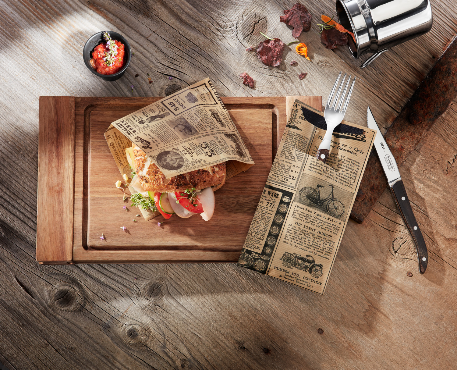 VEGA Aria Reversible Serving Board, Oiled Acacia Wood, Rectangular Food-Safe Platter, 35.4 x 21 x 2.8 cm, Acacia Brown