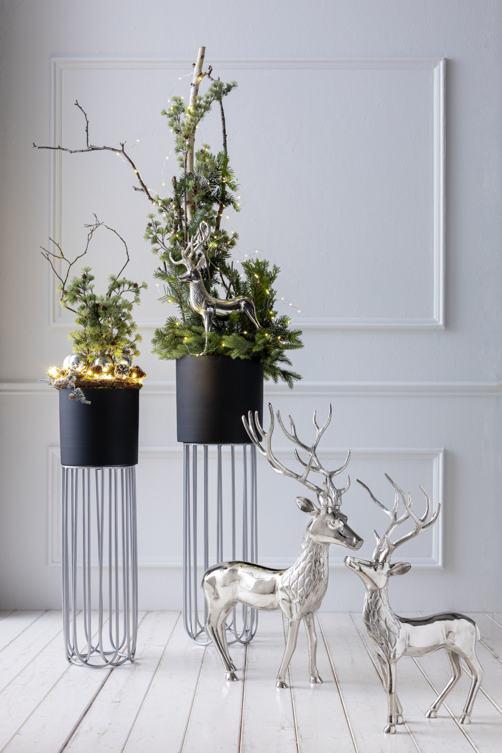 LUSINI Paulos Indoor Plant Pot Set with Integrated Stands, Black/Silver, 2-Piece Planter Set, 82cm and 72cm Heights, German Design