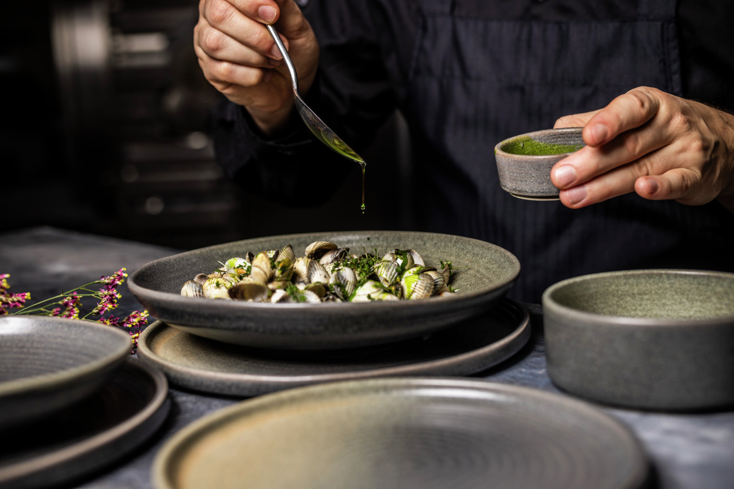 Bonna Hornfels Ripple Round Plate, Vitrified Porcelain, Grey, 18 cm Diameter, 1020 ml, Stackable Professional Gastronomy Tableware