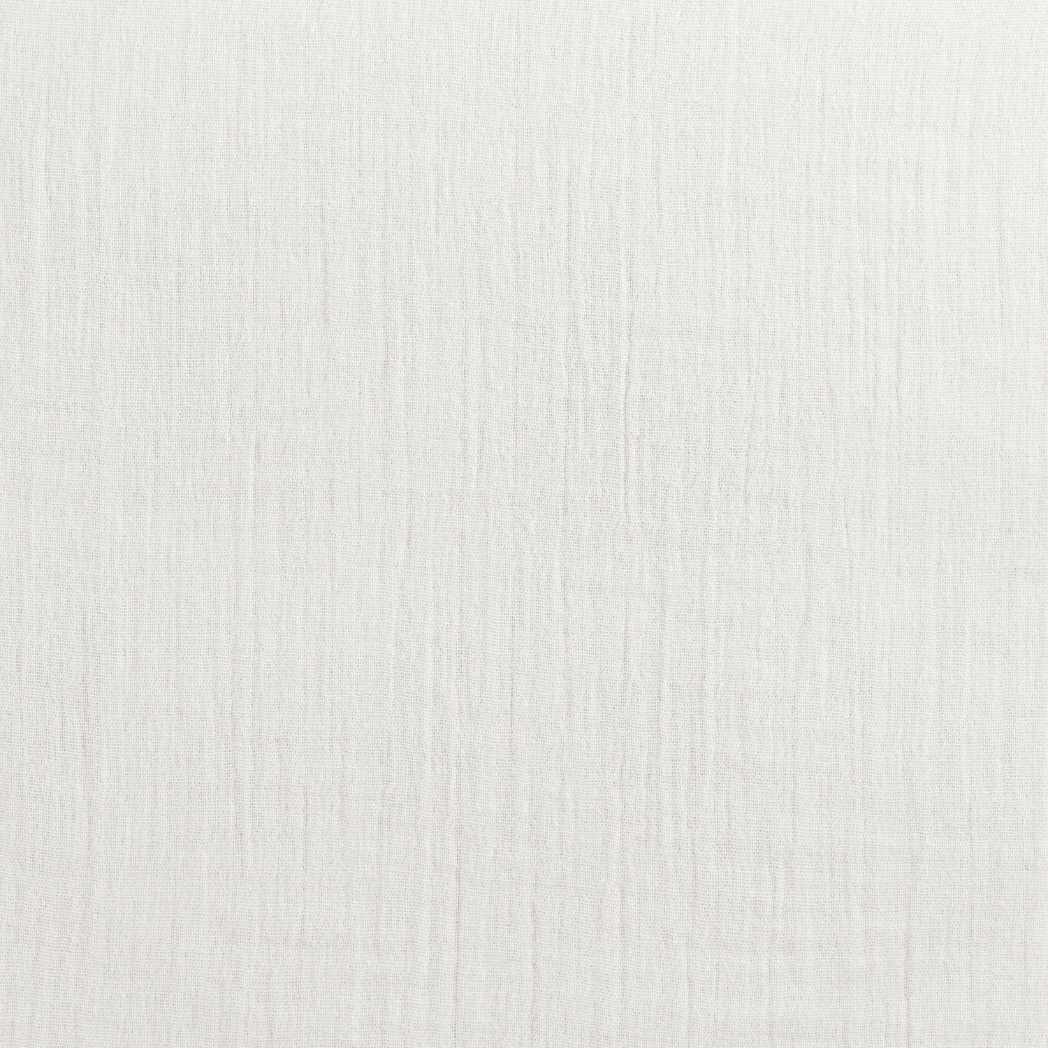 ERWIN M. LUSINI Solutions GmbH Tablecloth sold by the metre Silena Meterware Tischdecke Silena Tablecloth sold by the metre Silena; 270 cm (W); white Meterware Tischdecke Silena; 270 cm (B); weiß 100% cotton. Weight approx. 125 g/m². Modern fabric by the meter made of soft muslin. The cotton fabric is characterized above all by its particular durability and resistance to wear. It is also non-iron and easy to care for. The crinkle look appears after the first wash. 100 % Baumwolle. Gewicht ca. 125 g/m². Moderne Meterware aus weichem Musselin. Der Baumwollstoff zeichnet sich vor allem durch seine besondere Langlebigkeit und Strapazierfähigkeit aus. Zudem ist dieser bügelfrei und pflegeleicht. Crinkle-Optik entsteht nach dem ersten Waschen.