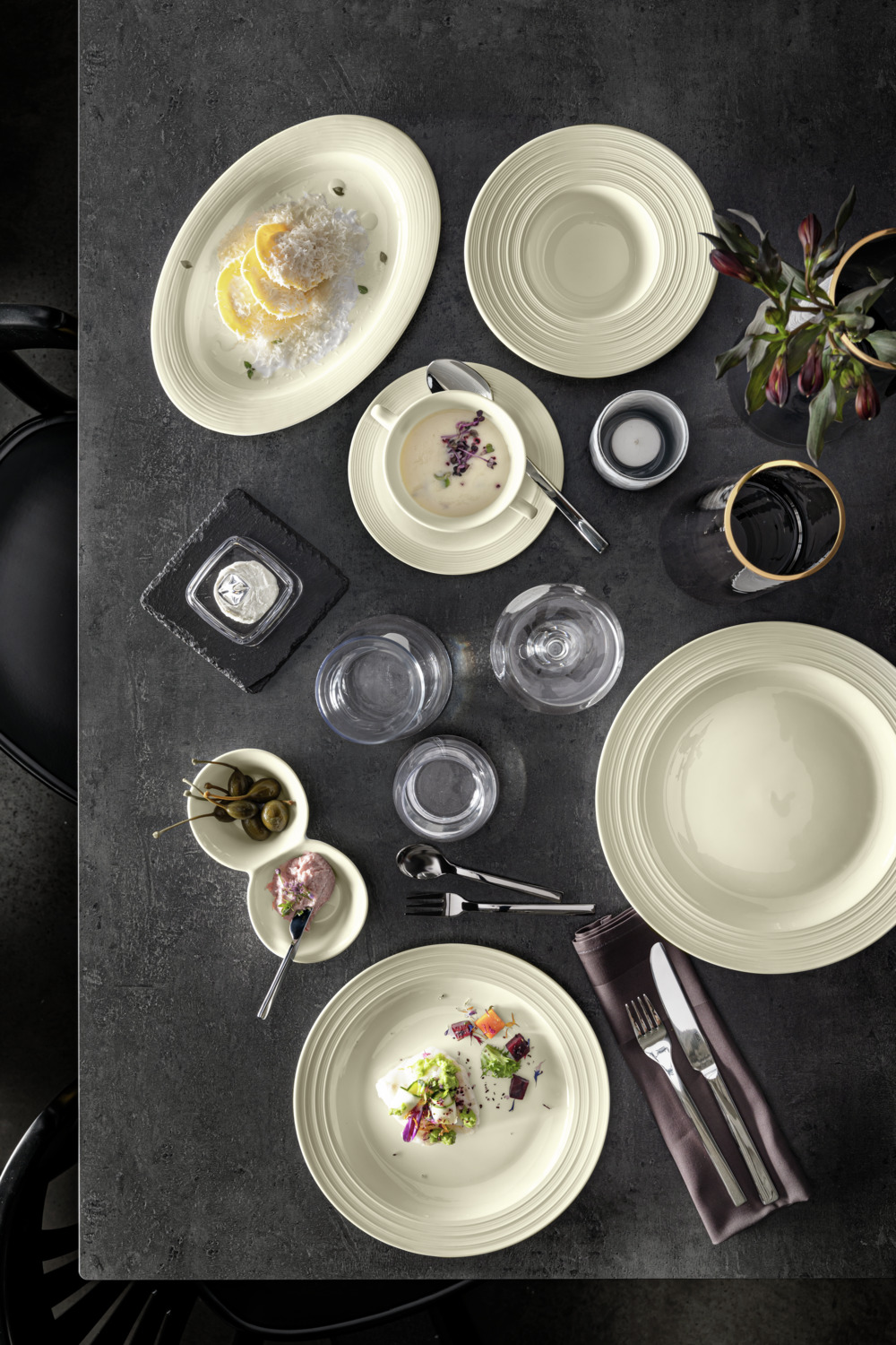 VEGA Skyline Deep Plate, Bone China, Cream White, 23 cm Diameter, 350 ml Capacity, Modern Relief Design, Dishwasher and Microwave Safe