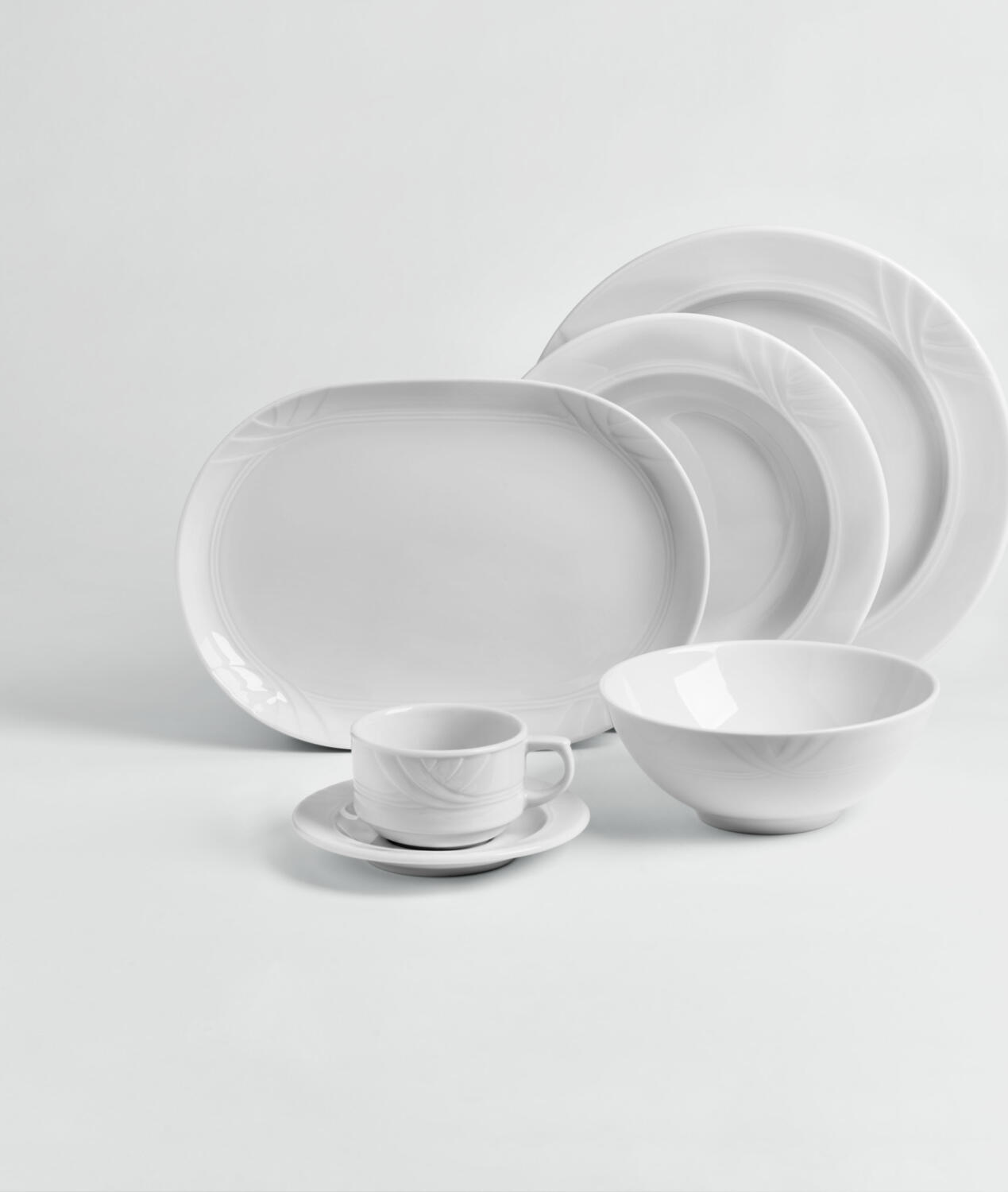 Vega Kiara White Porcelain Oval Tableware with Curved Relief Design, 28 cm, Dishwasher and Microwave Safe