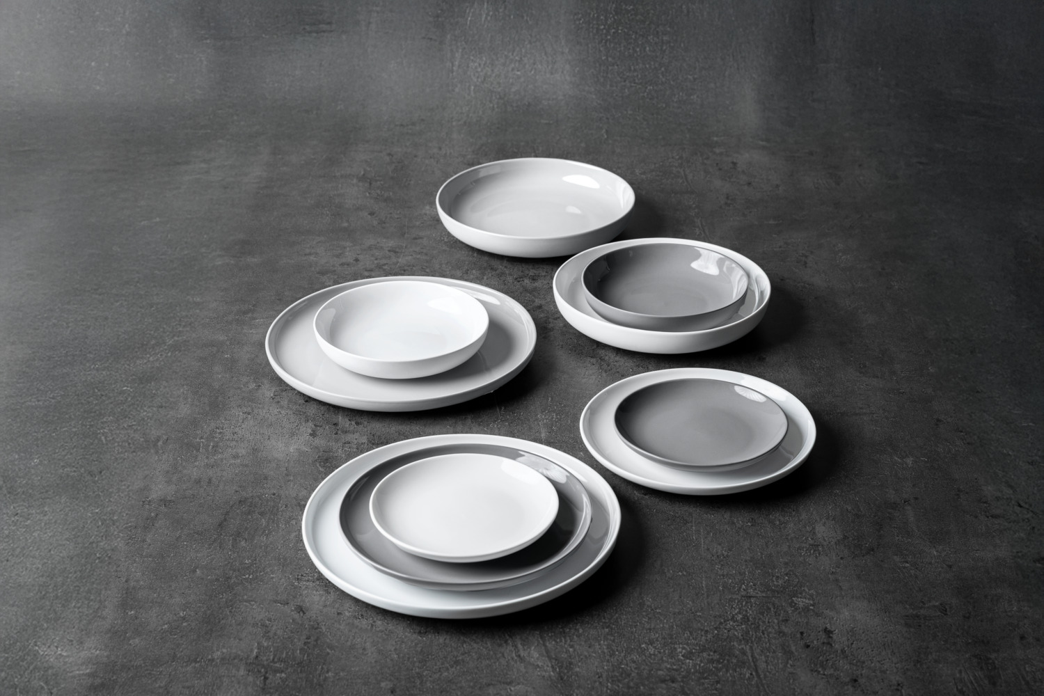 PULSIVA Guscia Deep Plate, 800ml Porcelain Round Bowl, 22.4cm Diameter, Grey, Dishwasher and Microwave Safe