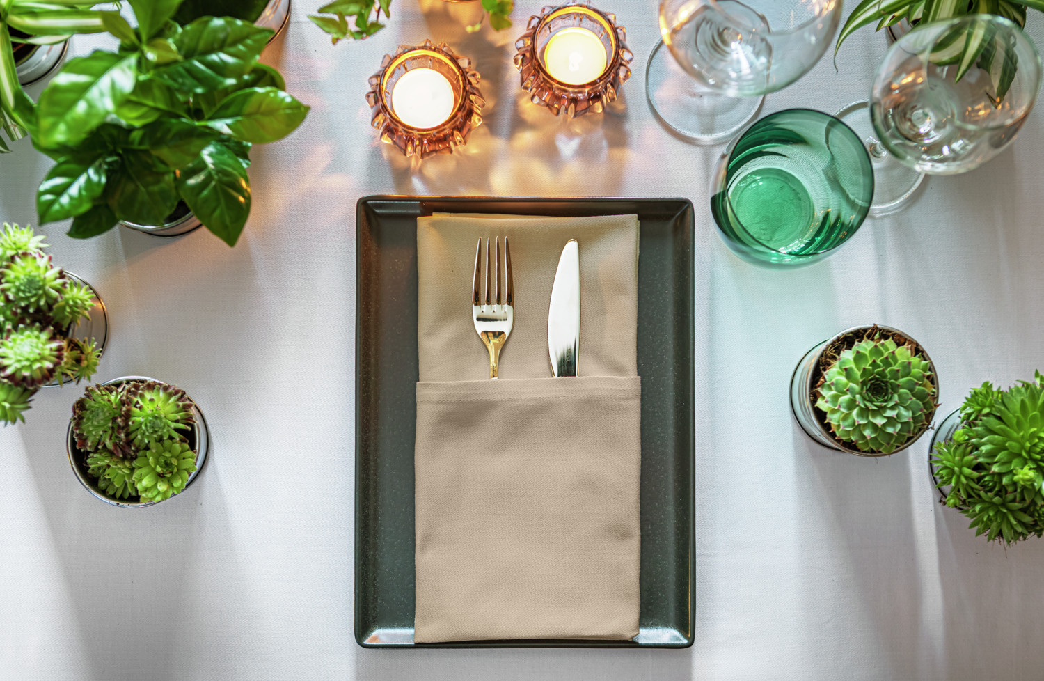 ERWIN M. LUSINI Palermo Square Tablecloth, 100 x 100 cm, 100% Cotton Full-Twist Damask, OEKO-TEX Standard 100 Certified, Sand