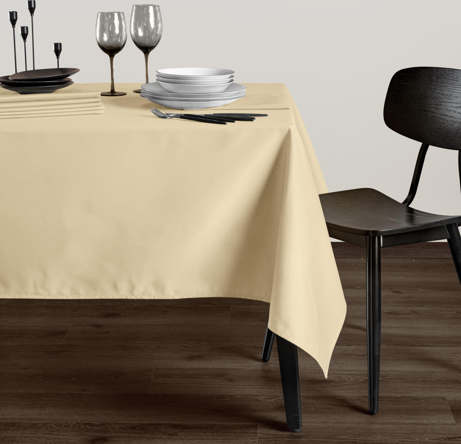 ERWIN M. LUSINI Solutions GmbH Tablecloth Palermo Tischdecke Palermo Tablecloth Palermo; 130x220 cm (WxL); champagne beige; rectangular Tischdecke Palermo; 130x220 cm (BxL); sekt; rechteckig 100% cotton. Fully twisted. Weight approx. 195 g/m². Full-twist damask tablecloth in classic colors. Particularly smooth and dense fabric with a firm feel. Dimensionally stable, easy-care and hard-wearing. Personalization possible. 100 % Baumwolle. Vollzwirn. Gewicht ca. 195 g/m². Vollzwirn-Damast Tischdecke in klassischen Farben. Besonders glattes und dichtes Gewebe mit festem Griff. Formstabil, pflegeleicht und strapazierfähig. Personalisierung möglich.