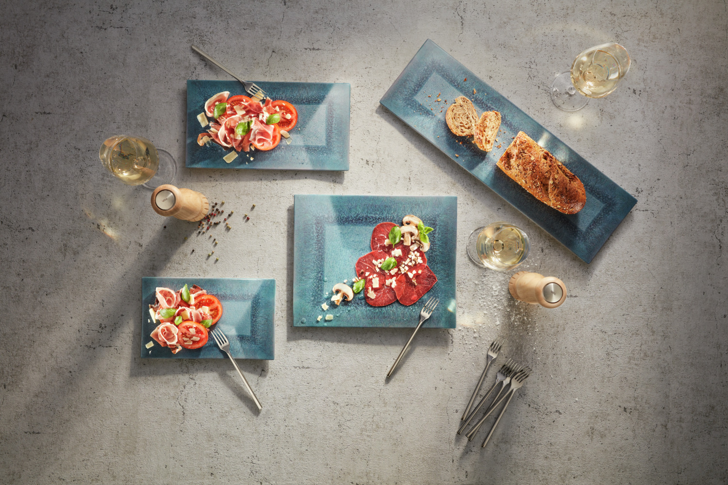 VEGA Escanba Rectangular Melamine Platter, Batik-style GN 1/3, Turquoise, Impact and Breakage Resistant, Dishwasher Safe, 32.5 x 17.6 x 2 cm
