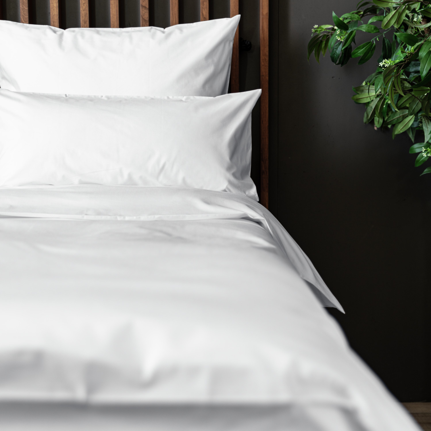 ERWIN M. LUSINI Tokio Pillow Cover, 100% Cotton Satin, 70x90 cm, White, Hotel Fastening, OEKO-TEX Standard 100, 206 TC